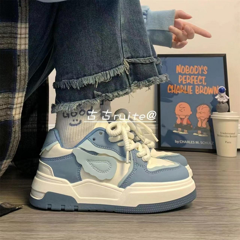 Jesen 2023. Nove ženske debele potplate Povećajte slobodno vrijeme Studentske sportske modne cipele s različitim bojama