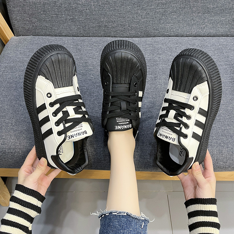 Kožne male bijele cipele, ženske školjke, debeli potplati, jesen i zima 2023., nove univerzalne cipele za slobodno vrijeme