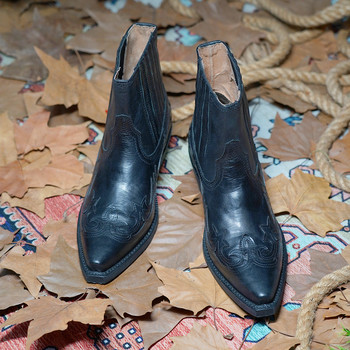 Мъжки ретро модни западни каубойски ботуши с остри пръсти с висок ток Удобни бродирани ботуши до средата на прасеца Ботуши до глезена Ботуши