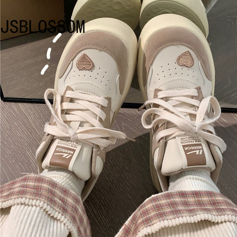 Platforma Vulcanize Ženske tenisice Kawaii 2022 Korean Love New Proljeće Ljeto Ravne Lolita Ležerna platnena teniska košara