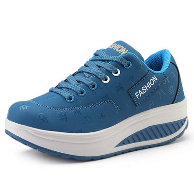 Ženske cipele na vezanje 2022. Ženske tenisice Svijetlo bijele ženske cipele od vulkanizera Tenisice Cipele s platformom Ženske cipele Udobne za žene