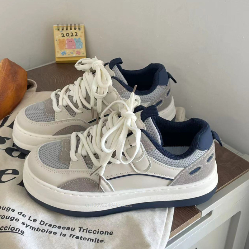 Harajuku ikdienas kedas Y2k daudzpusīgi sporta apavi sievietēm vasaras tendences 2023. gada Korejas Ins Sieviešu plakanie apavi ar apaļu purngalu tenisa apavi