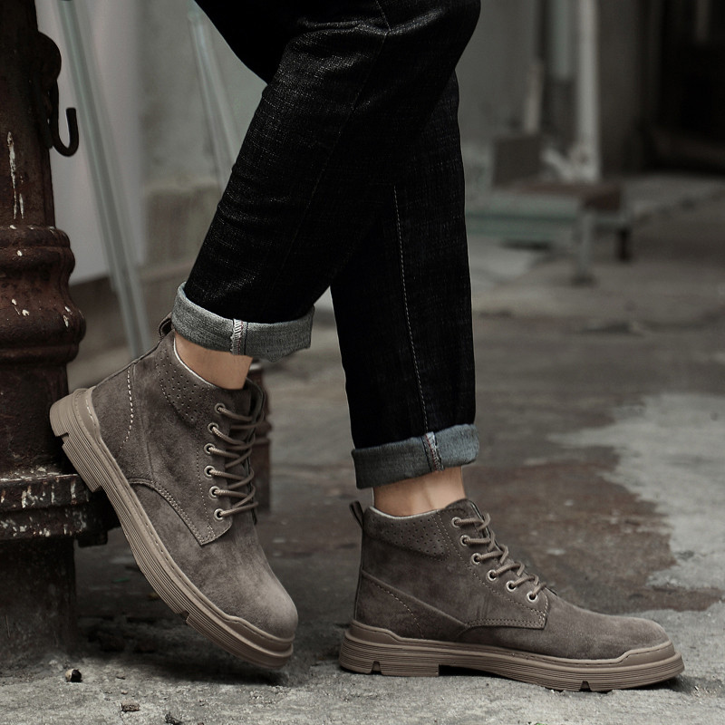 Υψηλές μπότες Ανδρικά δερμάτινα παπούτσια υψηλής ποιότητας Μόδα για υπαίθριες μπότες μοτοσικλέτας Ανδρικές μπότες Winter Plus Velvet ζεστό κορδόνι