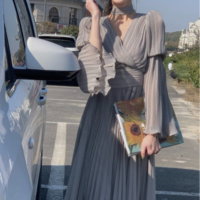 Aotvotee V Neck Flare μανίκι Λευκό Φόρεμα Μόδα Γαλλικού στυλ Μακρυμάνικο Γυναικείο Φόρεμα 2023 Κομψό, μίντι vintage φόρεμα