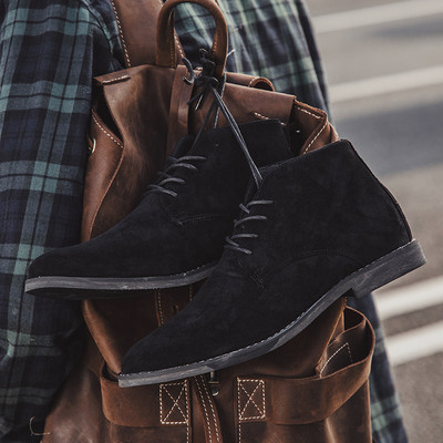 Yomior 2020 Oficiālie vintage vīriešu apavi Govs zamšādas puszābaki Mīkstas ādas kleita zābaki ar smailiem purngaliem Britu instrumenti Chelsea zābaki