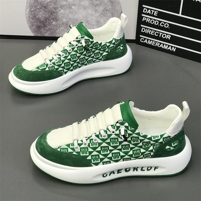 Muške sportske cipele 2023 Novi kožni gornji dio Udobne lagane ležerne mekane potplate Modne mrežaste crvene cipele Modne lijene muške cipele