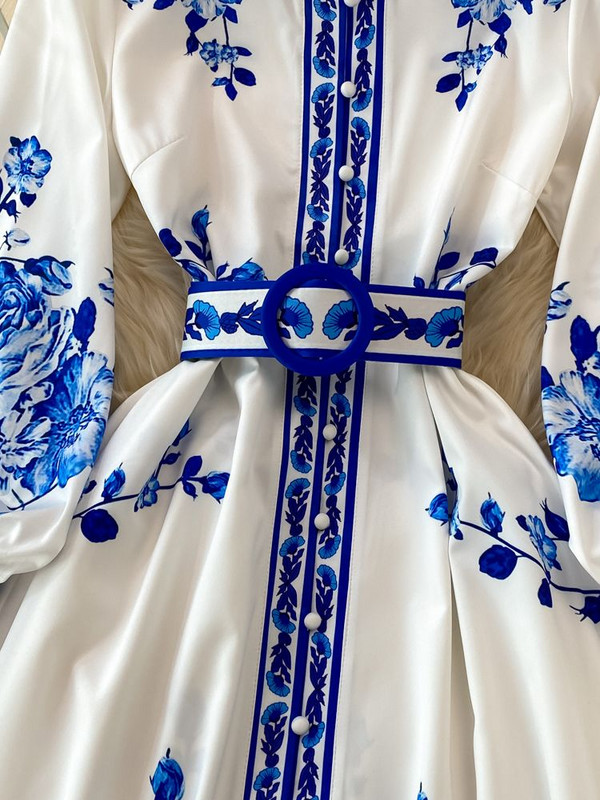 Modes zilā un baltā porcelāna ziedu apdrukas kleita sieviešu apģērbi ar garām piedurknēm ar vienrindu jostu, retro stila vestidos