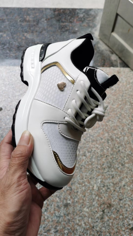 2023. gada rudens tendences sporta kurpes, ikdienas ādas elpojošas šuves vulkanizētām modes pārim, sašņorētām tenisa kedām sievietēm