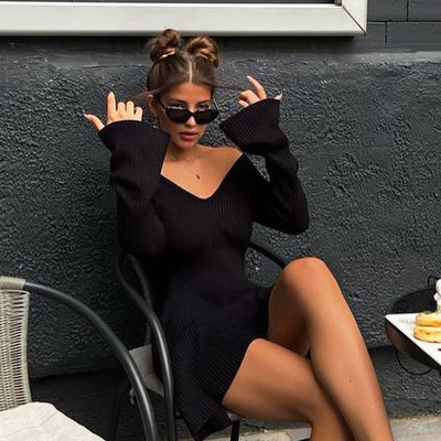 Jesenska pletena haljina Ženska modna haljina dugih rukava s V-izrezom i rubom s volanima Ženska mini džemper haljina Jednobojni seksi ženski ogrtač do struka Ležerni ogrtač 2023.