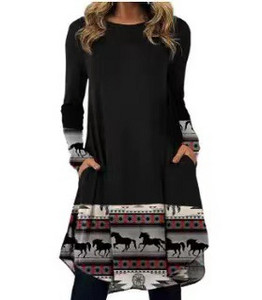 Jauna sieviešu kleita ar melnu apdruku Bohēmijas retro stila sieviešu kleitas ar garām piedurknēm, brīva stila kleita sievietēm 2022. gada rudens pavasara apģērbā