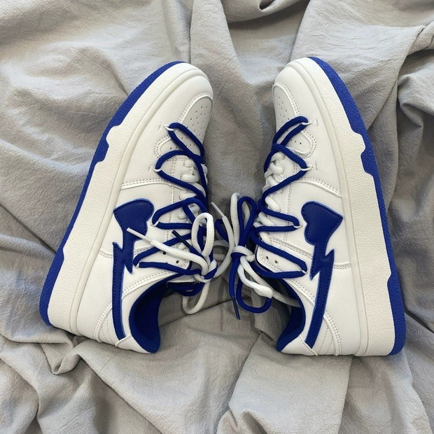 2023 m. Siuvami Vyriški sportbačiai Kontrastingų spalvų Šviesūs plokščiapadžiai Moteriški Lauko Prabangūs Vyriški Bėgimo bateliai Širdelės raštais Moterys