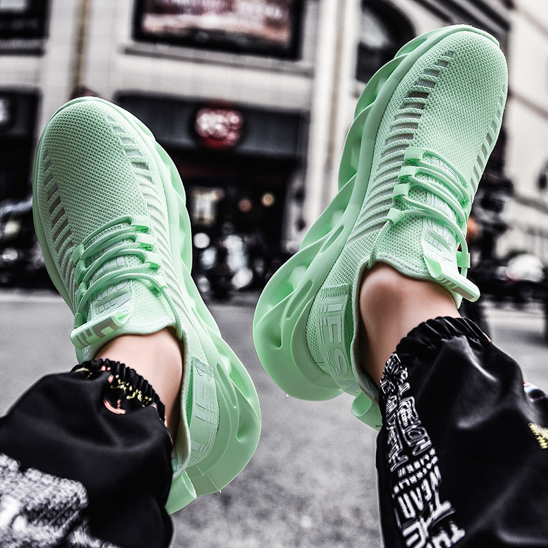 Tenisice Ženske cipele 2023. Fashion Lover Plus Size 46 Lagane cipele za slobodno vrijeme Bijele košaraste tenisice Prozračne hodajuće muške cipele na ravnom vodu Crne