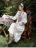 Moda 2022, model de rochie de vară și toamnă, broderie, bumbac, in, fustă albă, vacanță, mânecă trei sferturi, fustă lungă, petrecere