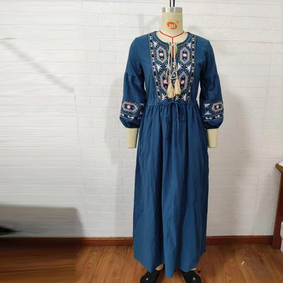 Moda 2022, model de rochie de vară și toamnă, broderie, bumbac, in, fustă albă, vacanță, mânecă trei sferturi, fustă lungă, petrecere