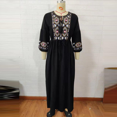 Moda 2022, model de rochie de vară și toamnă, broderie, bumbac, in, fustă albă, vacanță, mânecă trei sferturi, fustă lungă, petrecere