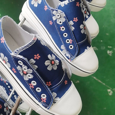 Pantofi de damă pentru femei Plus 2023 Pantofi retro cu imprimeuri florale Moda feminină Pantofi plat cu șireturi Pantofi casual pentru femei Mocasini