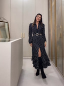 Μακρυμάνικο πουά φόρεμα