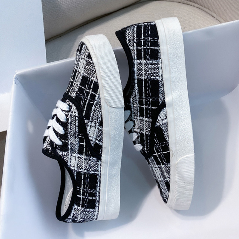 Nove marke Mokasine Ženske tenisice Cipele za slobodno vrijeme Ravne cipele Klasične karirane platnene cipele Bijelo crne Ženske cipele za skateboard Tenis Feminino