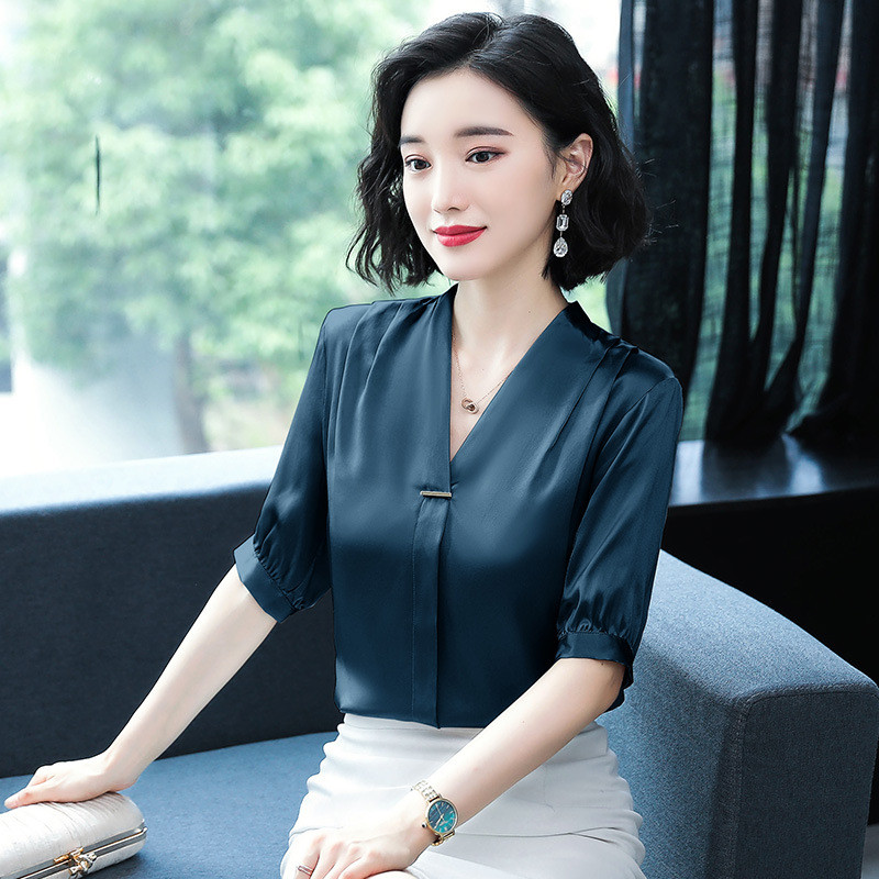 Moteriški šilko marškiniai Moteriški Vasariniai trumpomis rankovėmis V apykakle Biuro moteriškos palaidinės Viršutinės grynos spalvos Kasdieniai madingi darbo drabužiai H9150