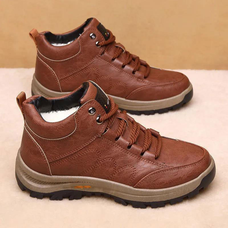 Bőr Férfi Cipők Luxus Márka Anglia Trend Alkalmi cipők Férfi Tornacipők Olasz Lélegző Szabadidő Férfi Lábbeli Chaussure Homme