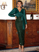 Elegantné večerné šaty s výstrihom do V a dlhým rukávom s flitrami a šnurovaním