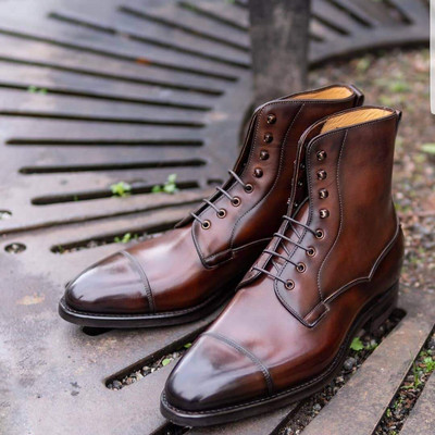 Nauji vyriški rudi suvarstomi Martin Boots Madingi universalūs odiniai batai