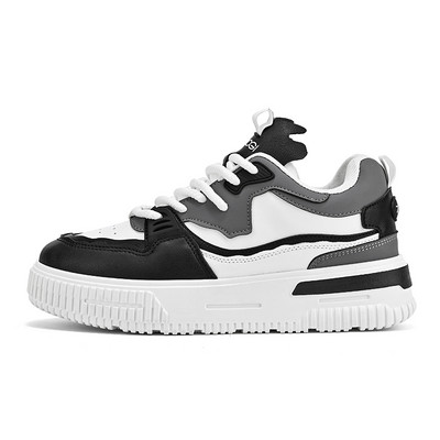 În toamna lui 2023, principala promoție este pantofii pentru studenți, decoltați, cu talpă groasă, pantofi vulcanizați pentru bărbați