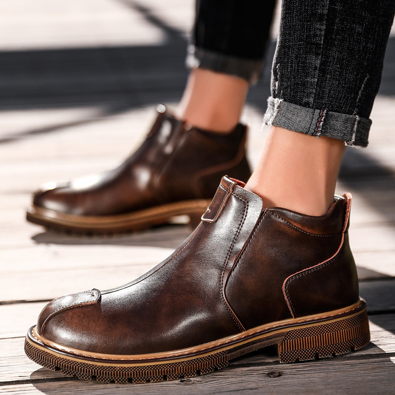 Veličina 38-44 Nove vintage muške ležerne čizme Modna muška obuća za slobodno vrijeme Britanski dizajner Gležnjače kratke cipele za slobodno vrijeme A018