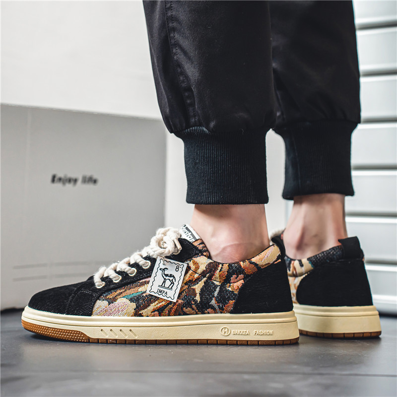 Muške ležerne vulkanizirane cipele Platnene cipele Moderne i svestrane muške cipele za dasku Novo u 2023. tenisice s platformom