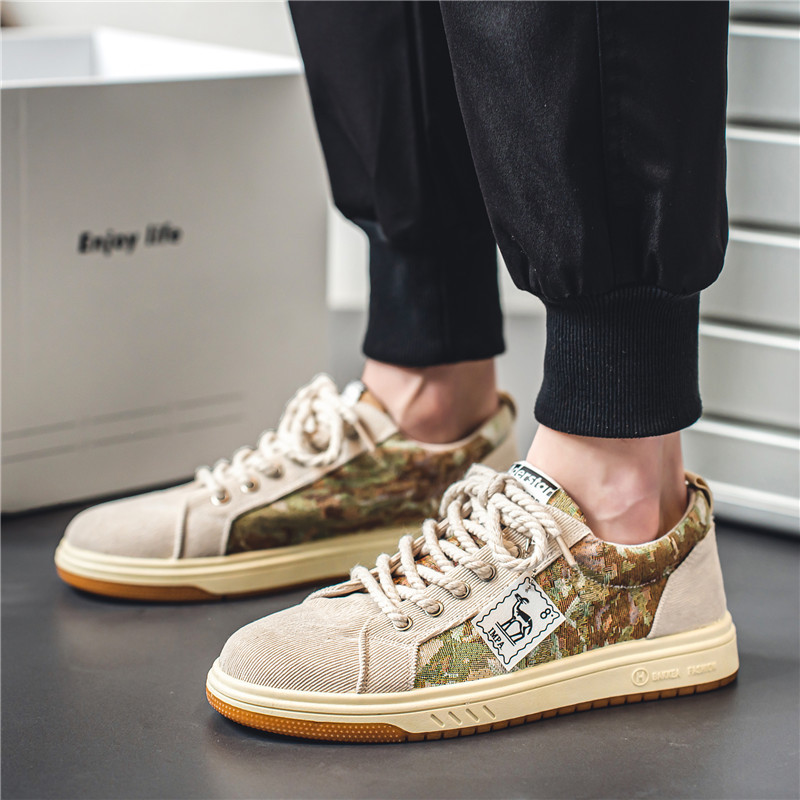 Muške ležerne vulkanizirane cipele Platnene cipele Moderne i svestrane muške cipele za dasku Novo u 2023. tenisice s platformom