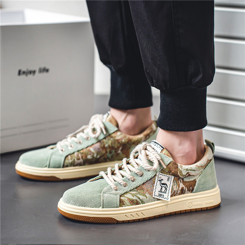 Muške ležerne vulkanizirane cipele Platnene cipele Moderne i svestrane muške cipele za dasku Novo u 2023. tenisice s platformom