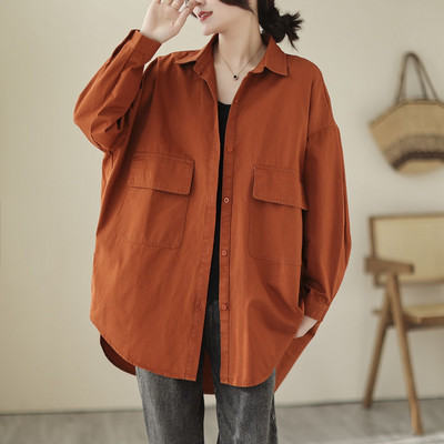 Novi dolazak Proljetna umjetnička stilska ženska košulja dugih rukava širokih ovratnika s duplim džepovima Jednobojna ležerna košulja Ženske majice P314