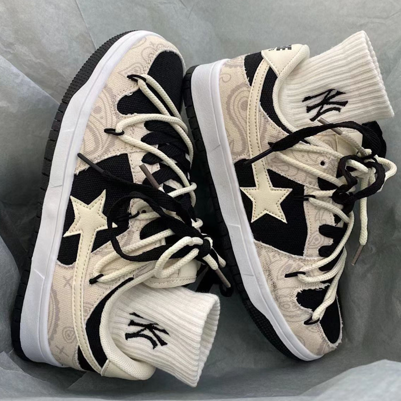 Κορυφαία φθινοπωρινά πάνινα πάνινα παπούτσια μόδας Τένις Lace Up Φοιτητικά βουλκανισμένα παπούτσια Casual Running Αντιολισθητικά αθλητικά παπούτσια για ζευγάρια εξωτερικού χώρου Kawaii