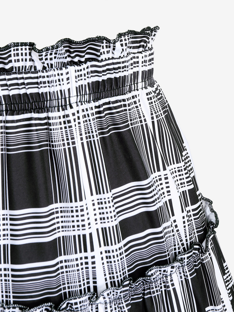 ROSEGAL Plus Size kockovaná volánová midi sukňa A strihu 2023 letná móda čiernobiela rozšírená sukňa s elastickým pásom 4XL