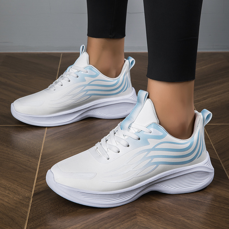 Nove modne sportske cipele na vezanje Crne muške personalizirane vulkanizirane cipele Ležerne udobne, svestrane prozračne muške cipele