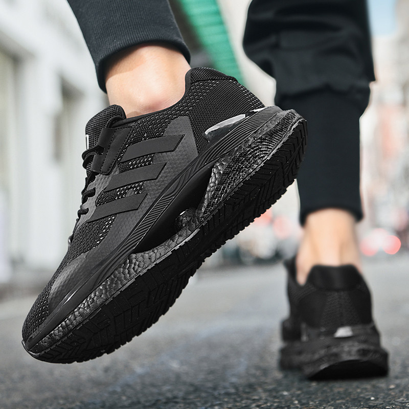 Pantofi de alergare sport Bondi 8 Amortire anti-alunecare respirabilă Pantofi de alergare pentru bărbați Pantofi de sport pentru bărbați, stil de viață, în aer liber, pantofi nou 2023