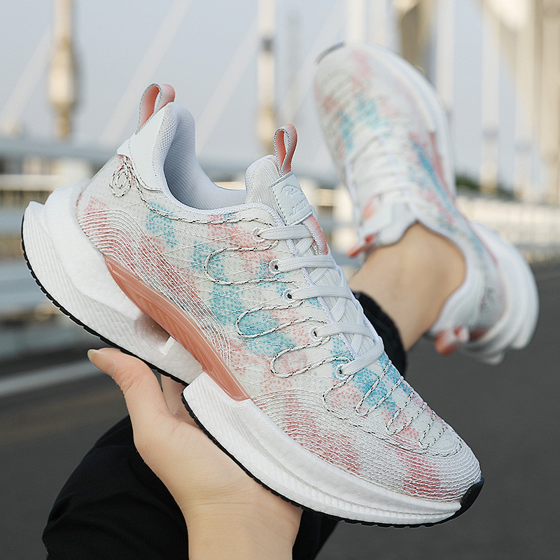 Muške cipele Mrežaste prozračne ležerne cipele 2023 Nove muške tenisice na vezanje Lagane tenisice za hodanje na otvorenom Cipele s platformom