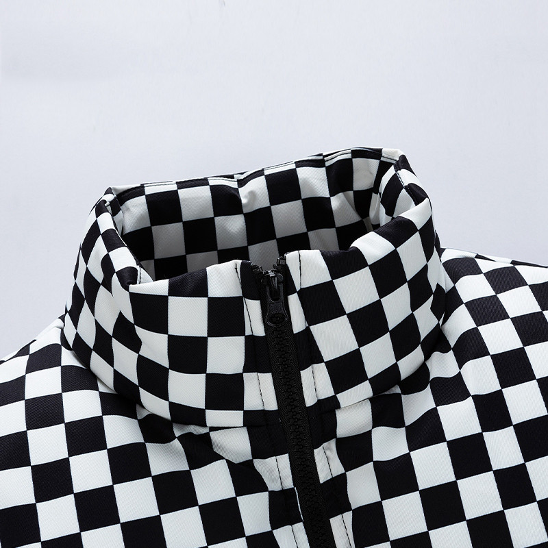 Pánska prešívaná bunda v japonskom štýle s kontrastnou teplou kockovanou retro parkou, zimná streetwear nadrozmerná kockovaná bublinková bunda