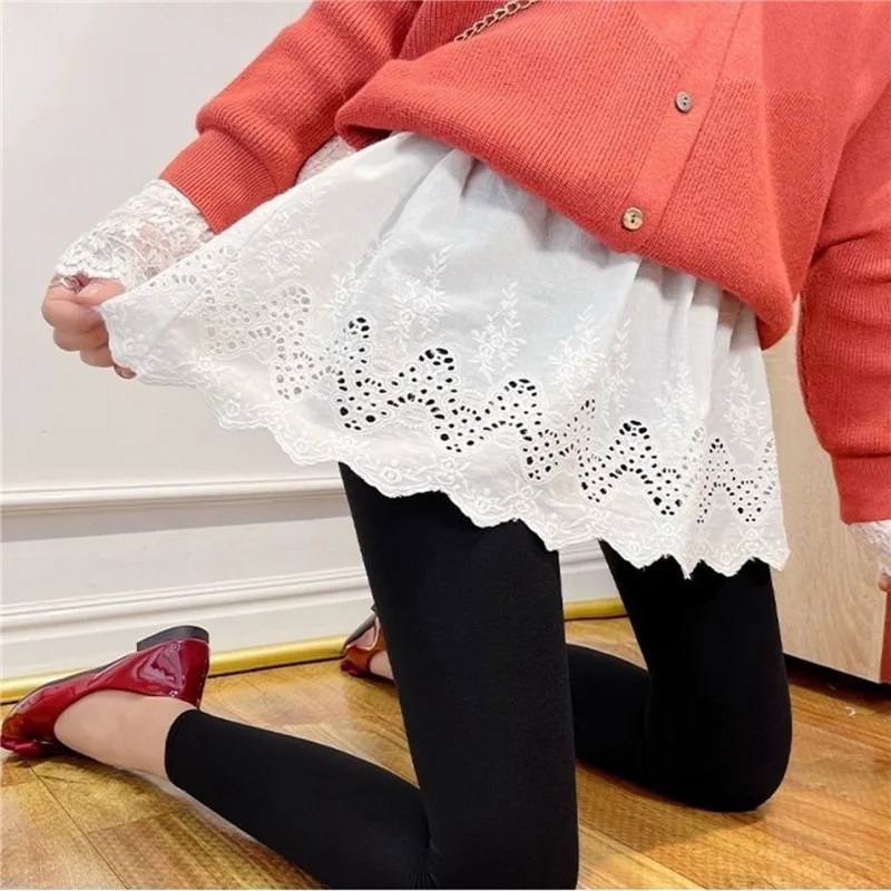 Ženska čipkasta mini suknja s produžetkom košulje, podesiva slojevita lažna gornja niža čipkana suknja do pola dužine s podijeljenim dijelovima