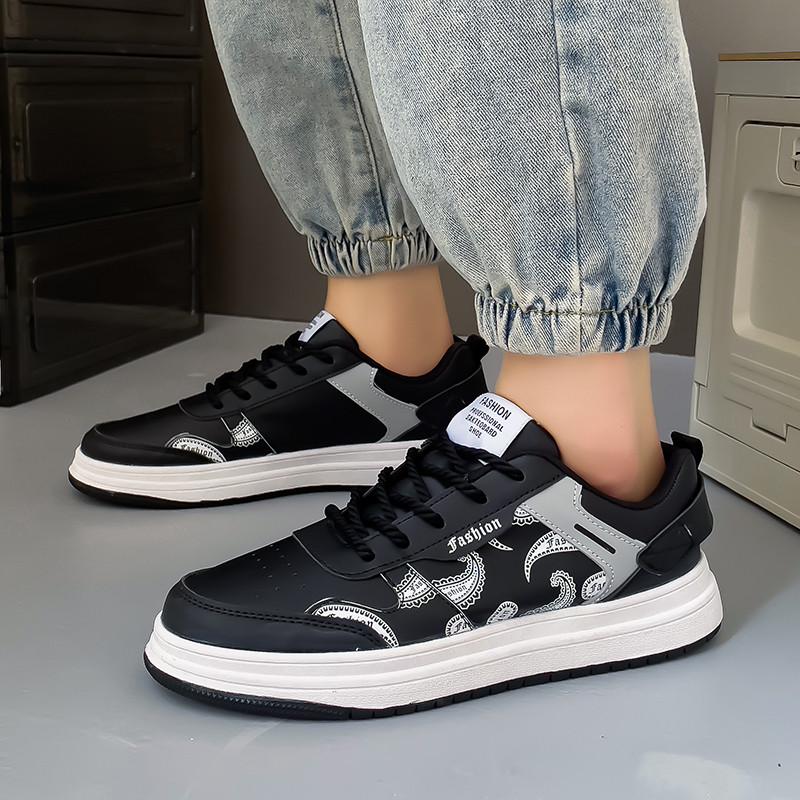 Vyriški batai Laisvalaikiai kvėpuojantys batai suaugusiems Nauji 2023 m. batai vyrams Vyriški sportbačiai Lengvi suvarstomi mados vasaros mišrios spalvos