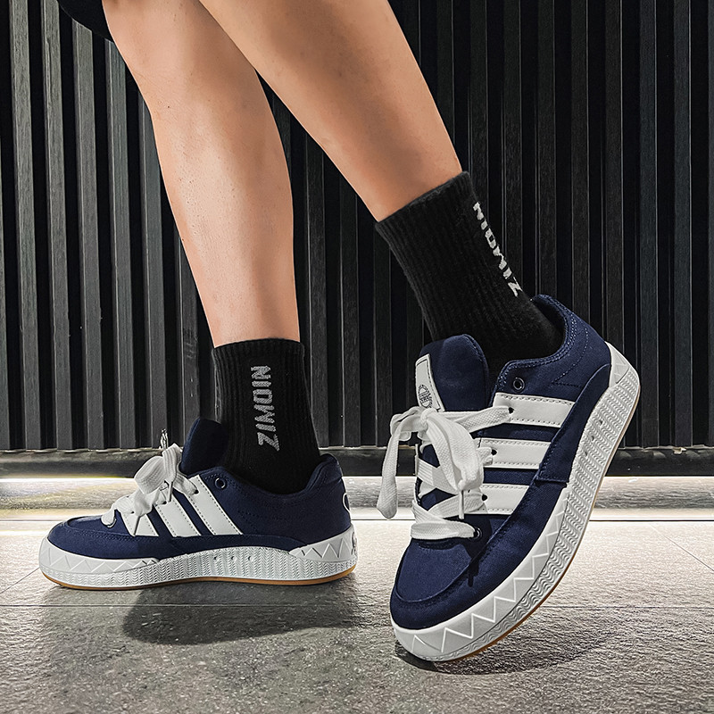 Nové módne pánske ležérne topánky, letné kórejské trendy, protišmykové pánske tenisky, odolné proti opotrebovaniu, priedušné pánske ploché topánky