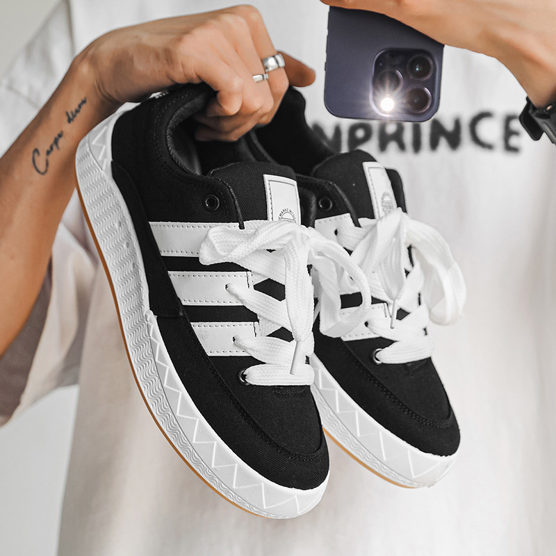 Nové módne pánske ležérne topánky, letné kórejské trendy, protišmykové pánske tenisky, odolné proti opotrebovaniu, priedušné pánske ploché topánky