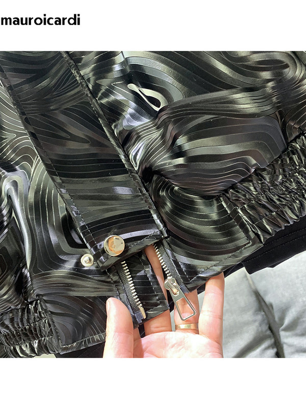 Mauroicardi proljeće jesen hladna kratka crna sjajna geometrijska bomber jakna od umjetne kože muška elegantna luksuzna dizajnerska odjeća s patentnim zatvaračem