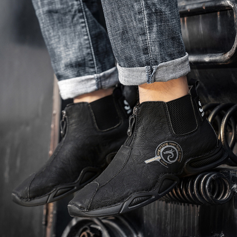 Cizme de iarnă pentru bărbați Cizme de zăpadă calde de pluș Cizme de piele pentru bărbați impermeabile din piele anti-alunecare Pantofi de iarnă pentru exterior Cizme de motocicletă
