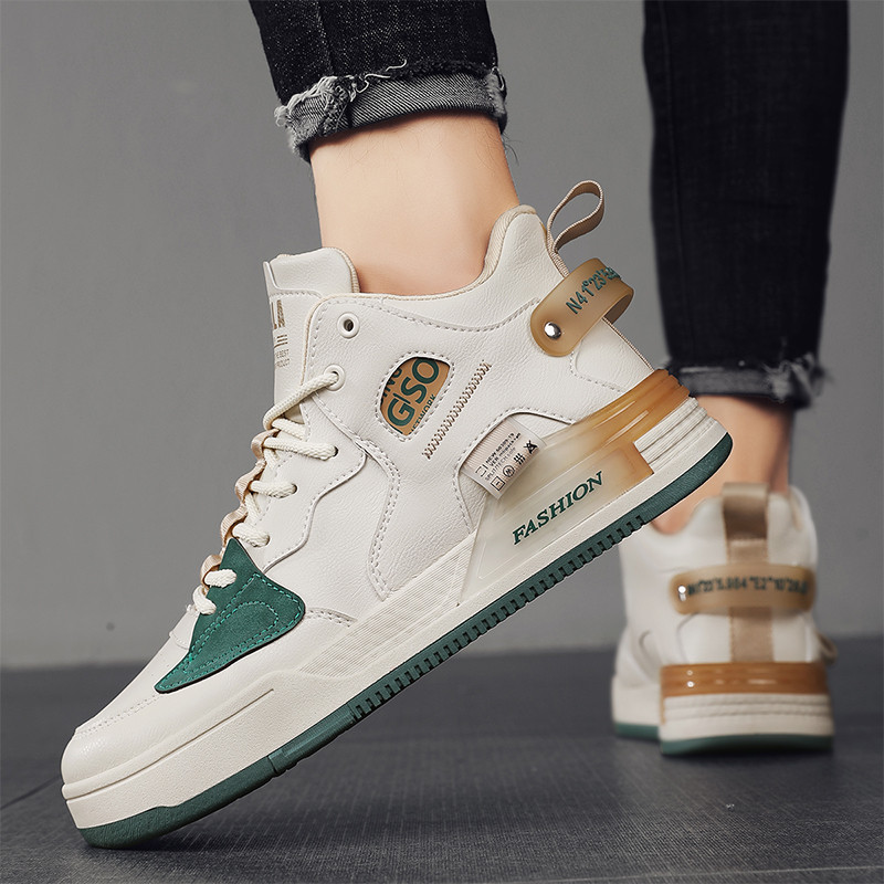 Rudens ir žiemos nauji aukšti odiniai vulkanizuoti batai vyrams 2023 m. Nauji vyriški batai Madingi ir universalūs laisvalaikio sportiniai sportbačiai