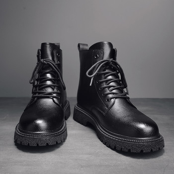 Νέες μπότες 2022 Ανδρικές ψηλές μπότες βρετανικής κορεατικής εργαλειοθήκης Μοντέρνα παπούτσια παντός αγώνα Φθινοπωρινές χειμερινές στρατιωτικές μπότες με φερμουάρ στο πλάι