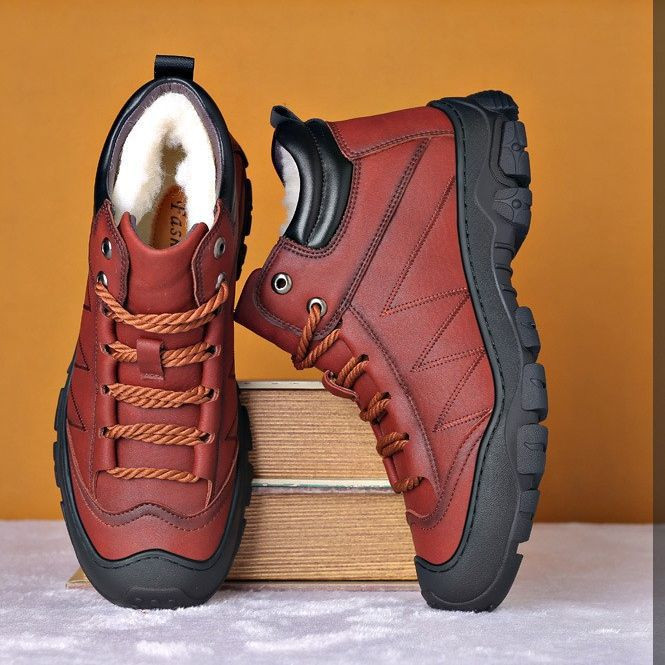 2024 Nove pamučne cipele Muške zimske plišane zadebljane tople visoke mekane kožne potplate vodootporne ležerne čizme za snijeg Udobne za putovanja