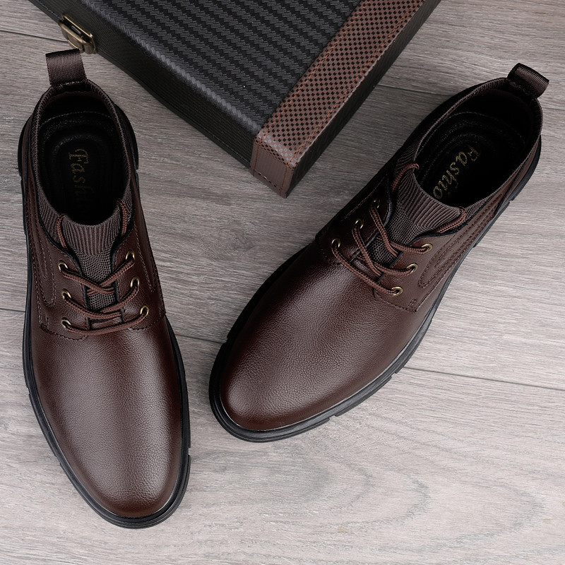 Nove zimske čizme Muške cipele od kože Tople zimske muške gležnjače Marka muške obuće Motociklističke gležnjače u britanskom stilu