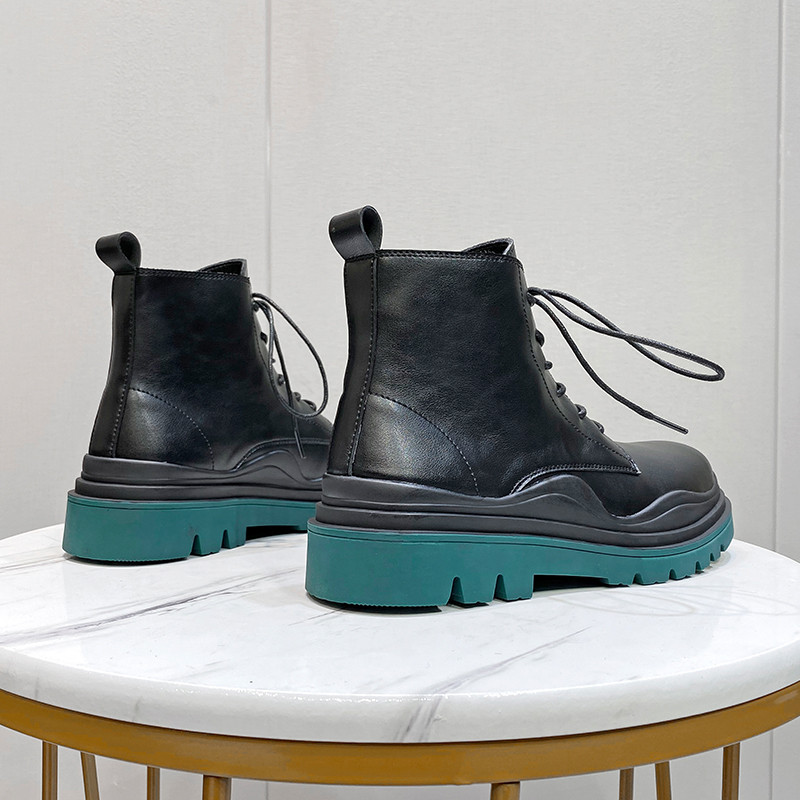 Luksuzni dizajn Muške Chelsea čizme s platformom Debeli donji dio Kožne gležnjače s podijeljenim gležnjama Muška obuća Čizme s okruglim prstima na vezanje