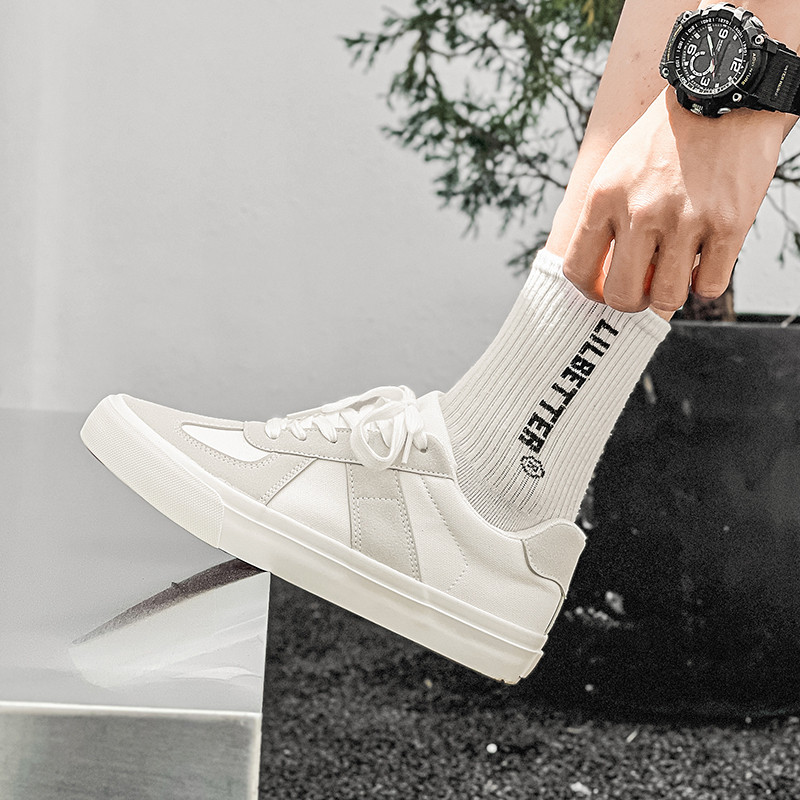 Ανδρικά παπούτσια 2023 Νέα μόδα για την άνοιξη, με επίπεδη κορδέλα επάνω, περιστασιακά αντιολισθητικά, ευέλικτα ανδρικά παπούτσια Vulcanize